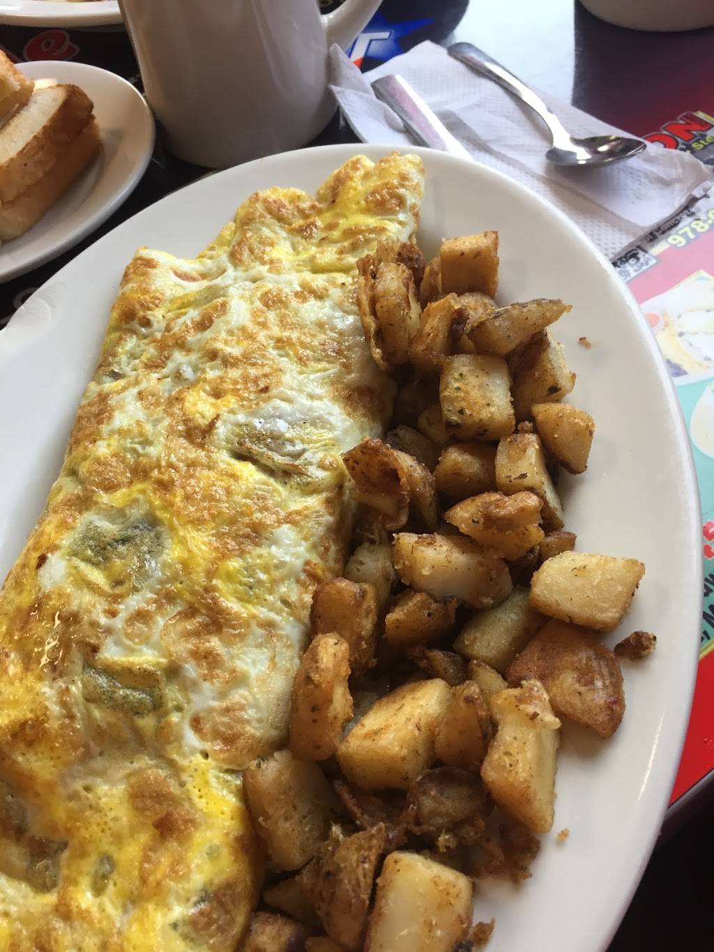 Sunnyside Diner | restaurant | 639 Broadway, Lawrence, MA 01841, USA | 9786879057 OR +1 978-687-9057