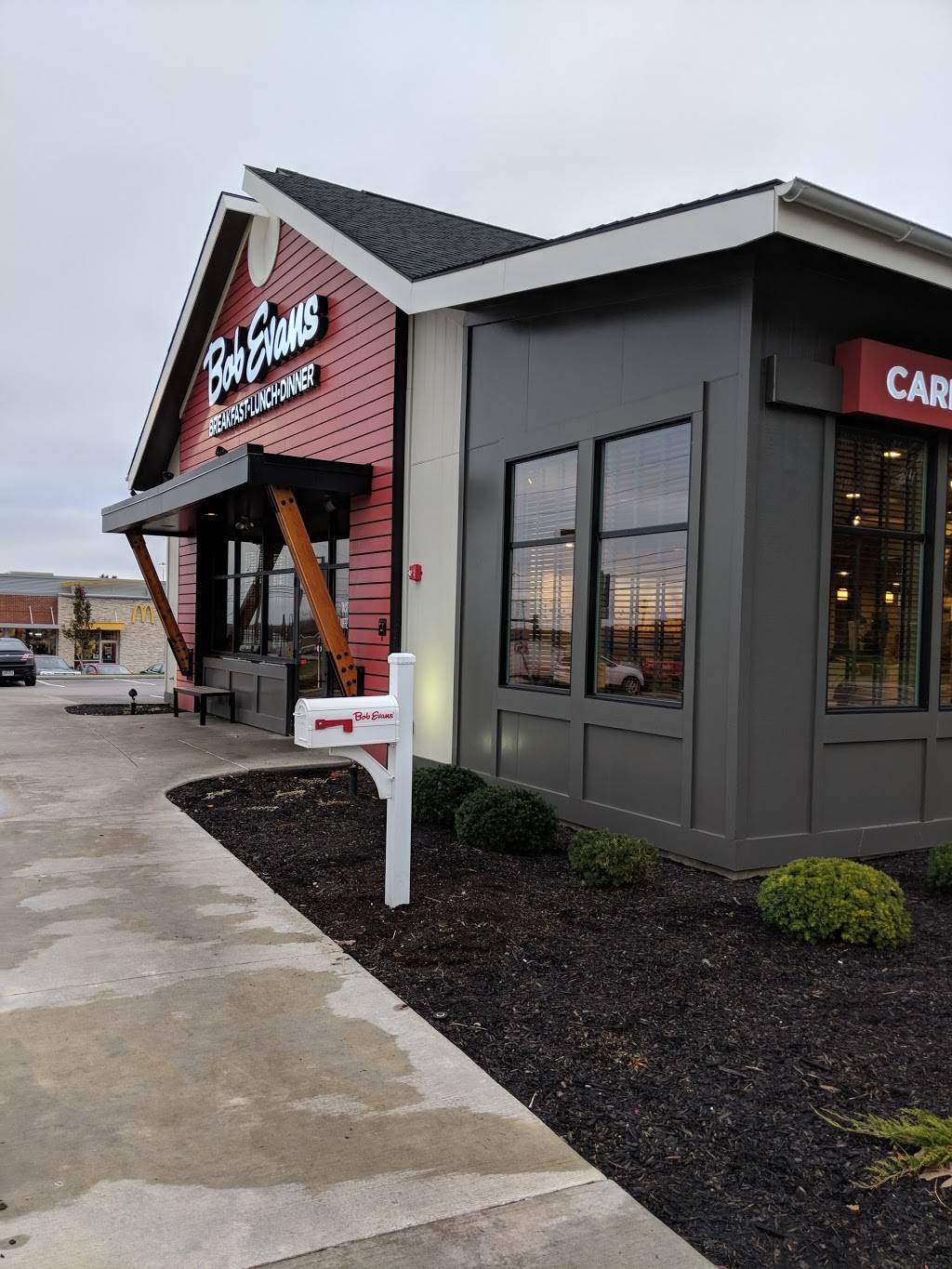 Bob Evans | restaurant | 4516 E Royalton Rd, Broadview Heights, OH 44147, USA | 4405260220 OR +1 440-526-0220
