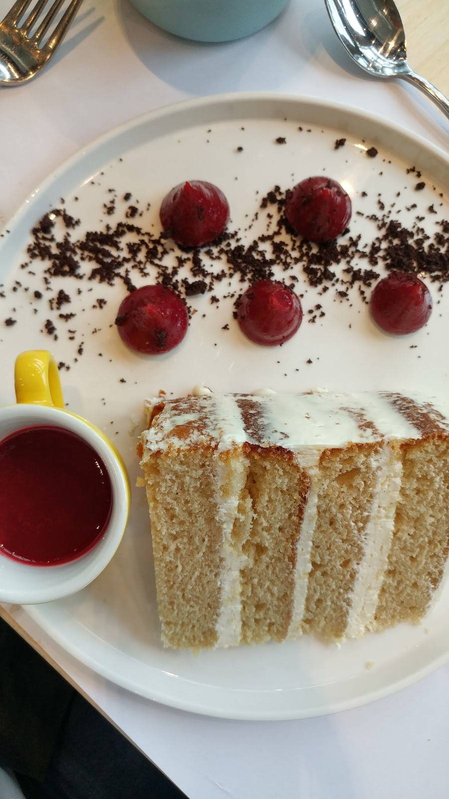 Café RICARDO Laval | restaurant | 150-B Promenade Du Centropolis, Laval, QC H7G 2Z6, Canada | 4505056160 OR +1 450-505-6160