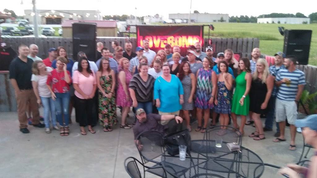 Mallards Roadhouse | restaurant | 201 MO-7, Clinton, MO 64735, USA | 6608853824 OR +1 660-885-3824