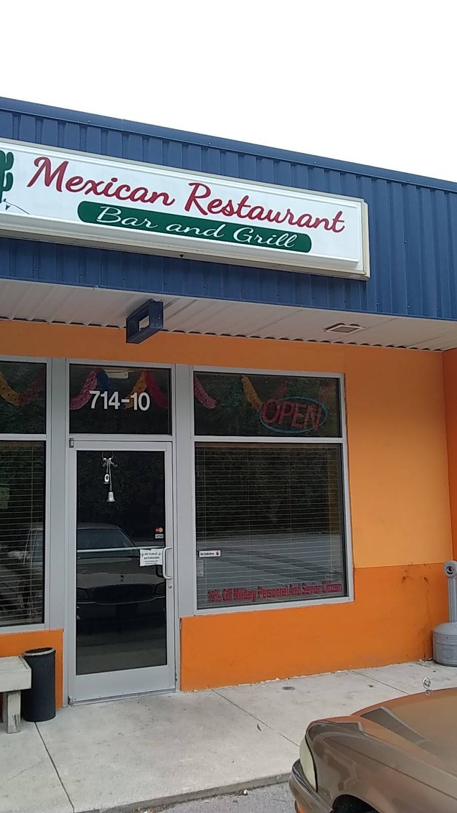 La Parrilla Taqueria Mexican Food - Restaurant | w 28584, 714 W Corbett
