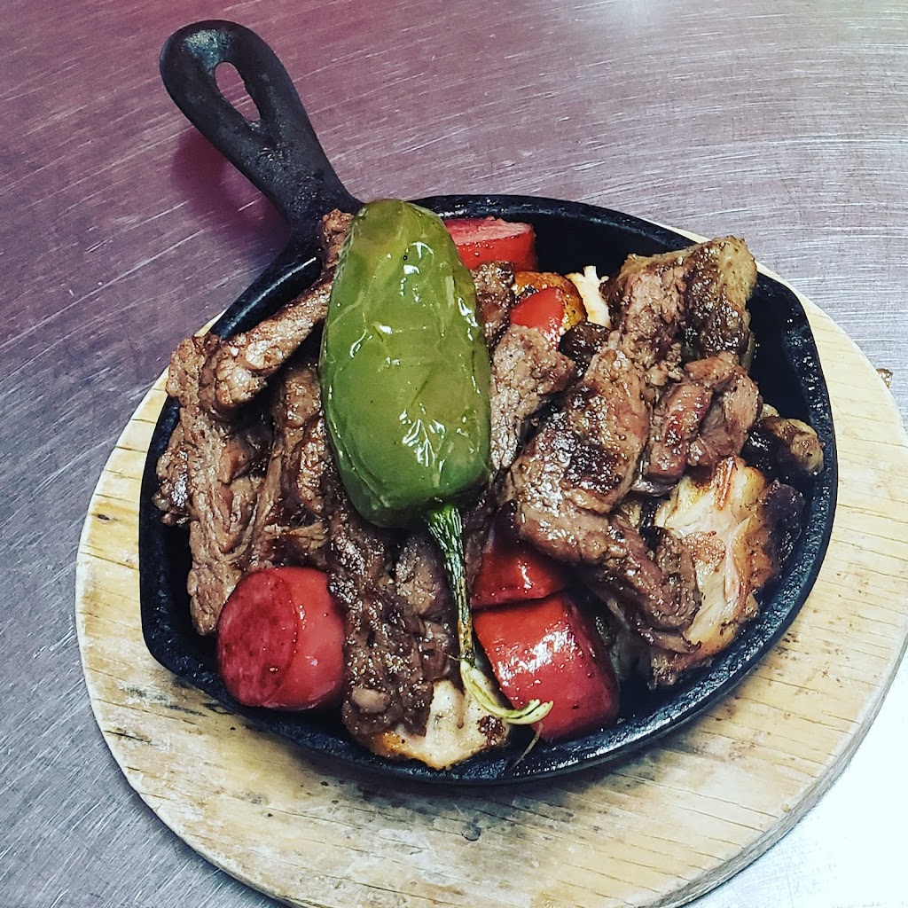 Mr Pollo | restaurant | 1718 W Main St, Rio Grande City, TX 78582, USA | 9564889478 OR +1 956-488-9478