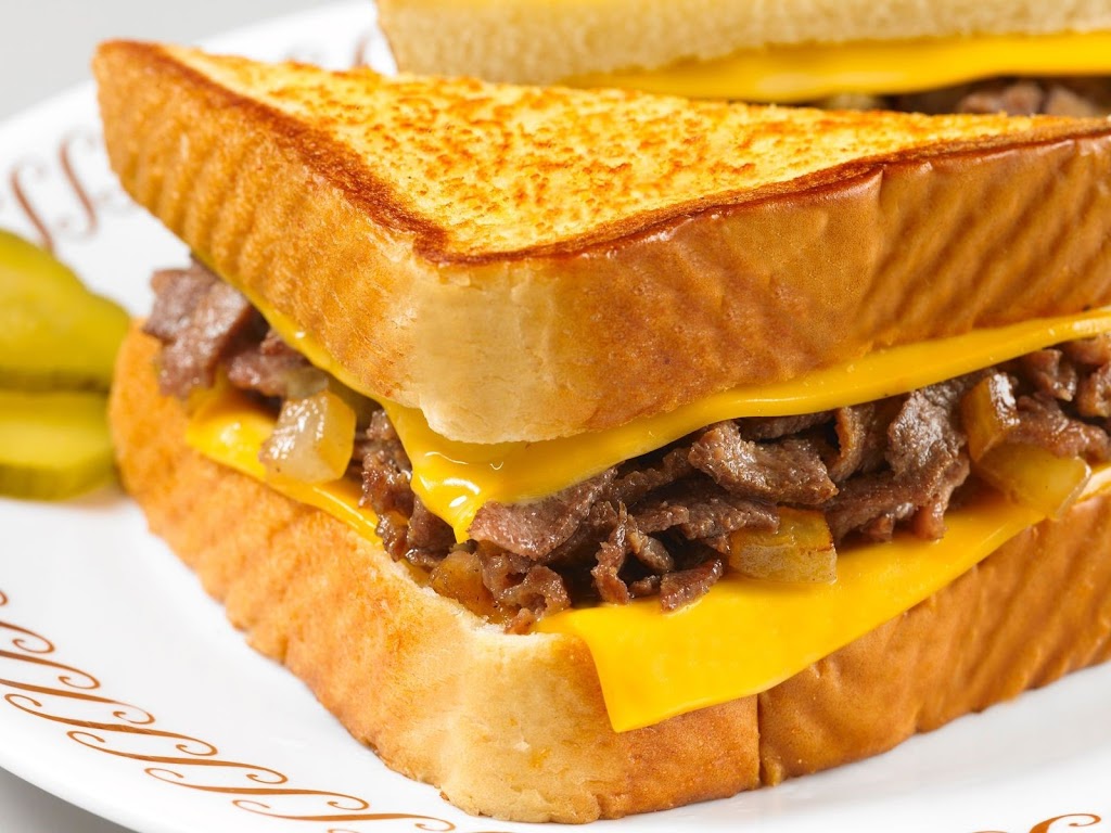 Waffle House | meal takeaway | 1410 AR-9 BUS, Morrilton, AR 72110, USA | 5013546367 OR +1 501-354-6367