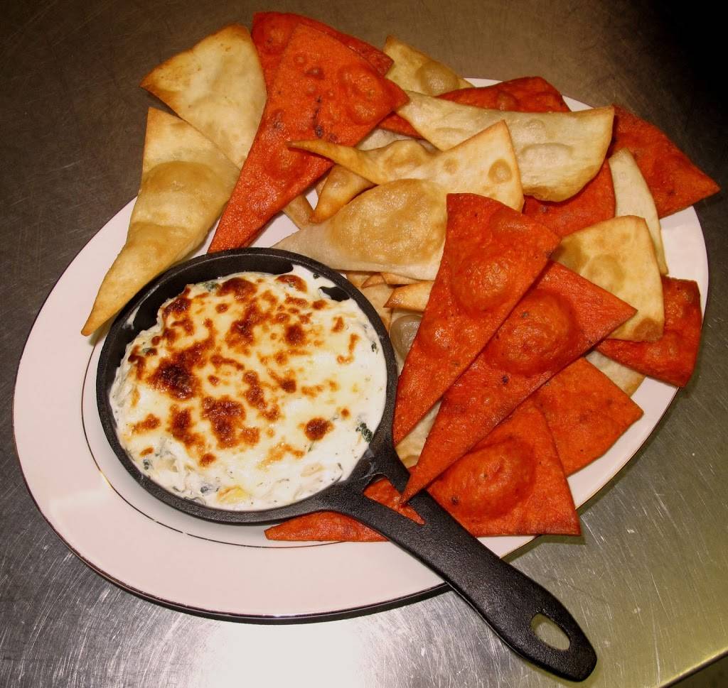 DiMaios Ristorante | restaurant | 106 Main St, Rural Valley, PA 16249, USA | 7247832299 OR +1 724-783-2299