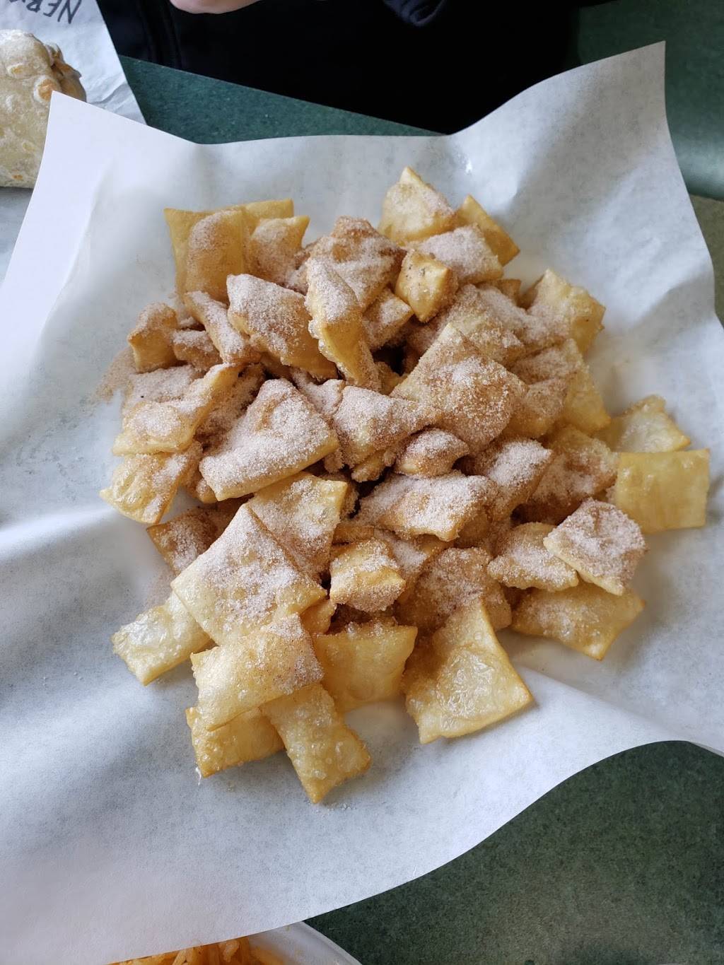 Highlands DLeons | restaurant | 5501 NW 1st St, Lincoln, NE 68521, USA | 4024772963 OR +1 402-477-2963