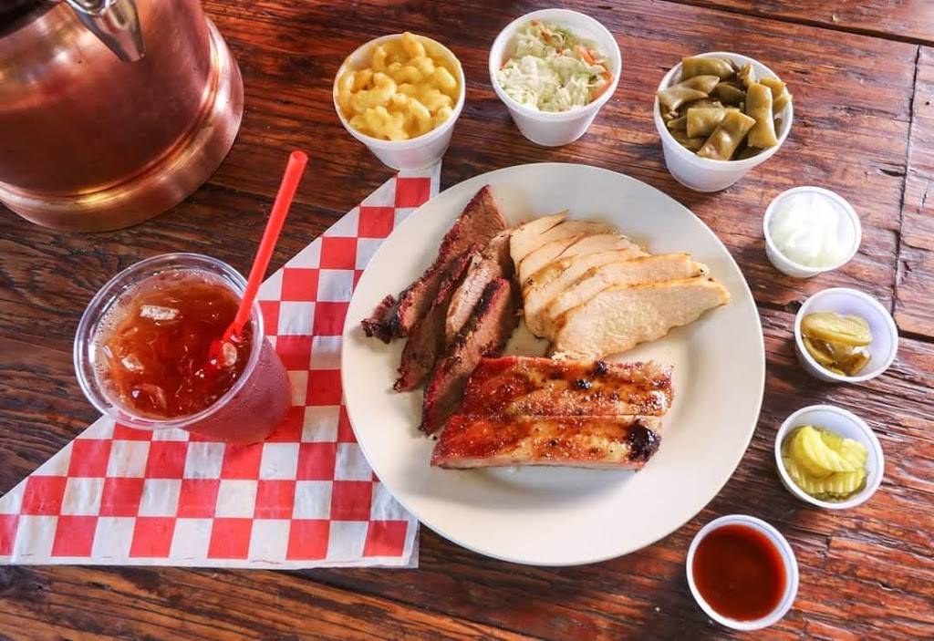 Smoke Monkey East Texas | restaurant | 19785 TX-155, Flint, TX 75762, USA | 9033210126 OR +1 903-321-0126
