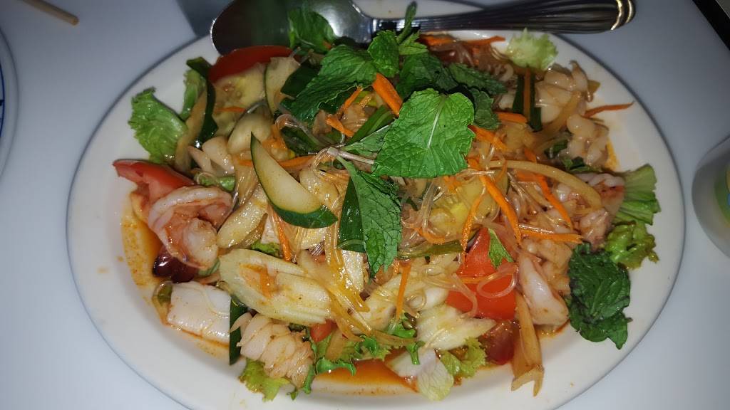 Saengs Thai Cuisine | restaurant | 315 Hahani St, Kailua, HI 96734, USA | 8082639727 OR +1 808-263-9727