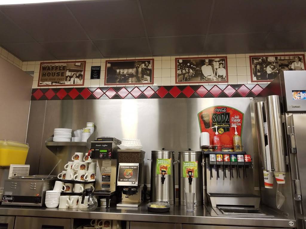 Waffle House | meal takeaway | 1220 Neubrecht Rd, Lima, OH 45801, USA | 4192224200 OR +1 419-222-4200