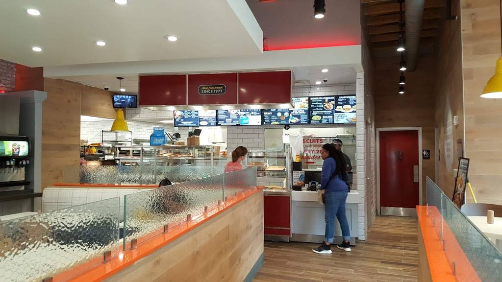Bojangles Famous Chicken n Biscuits | restaurant | 2419 Laurens Rd, Greenville, SC 29607, USA | 8642341067 OR +1 864-234-1067