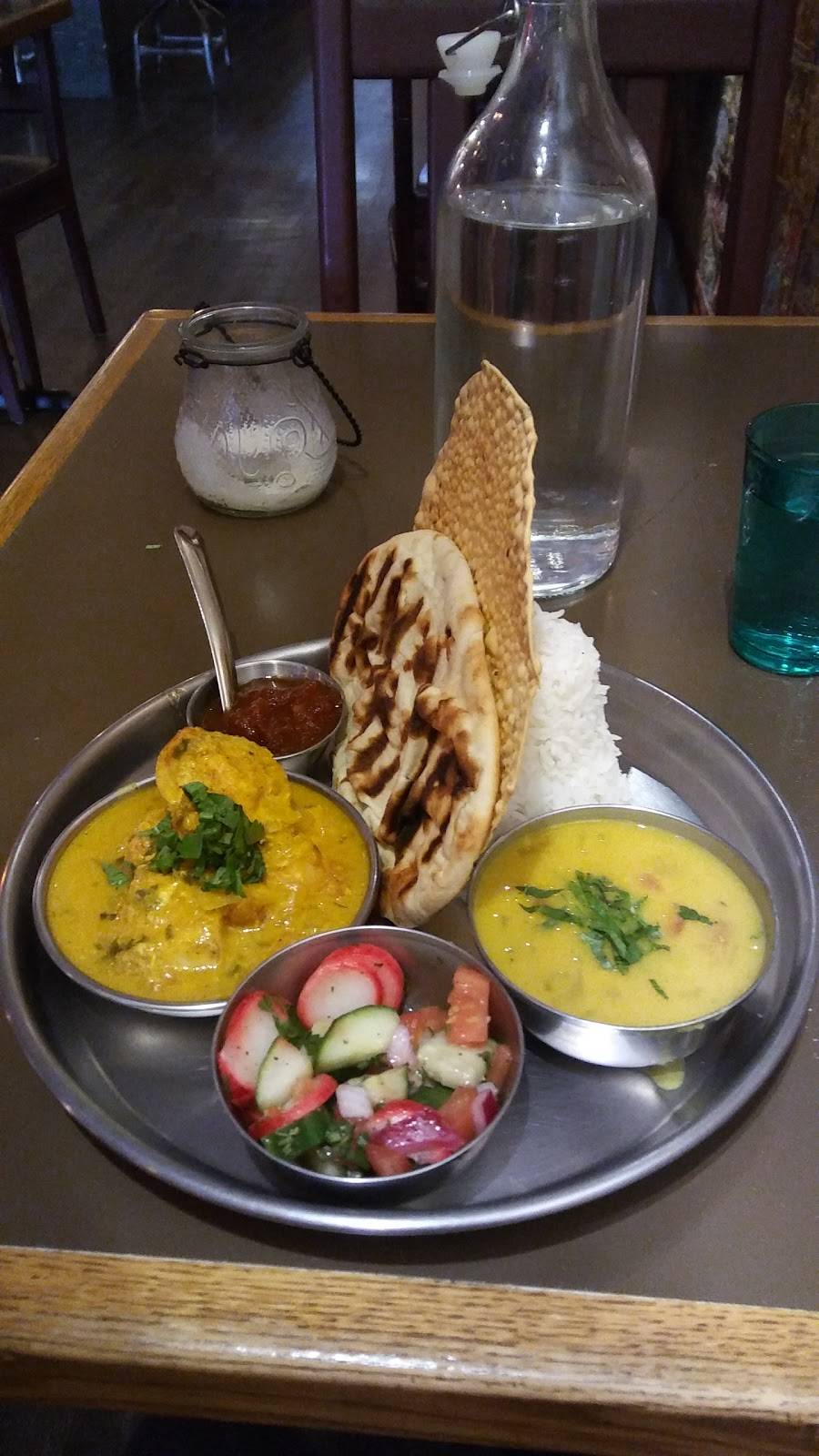 Masala Café Sherbrooke - Apportez votre vin | restaurant | 105 Rue Wellington N, Sherbrooke, QC J1H 5B9, Canada | 8197919851 OR +1 819-791-9851