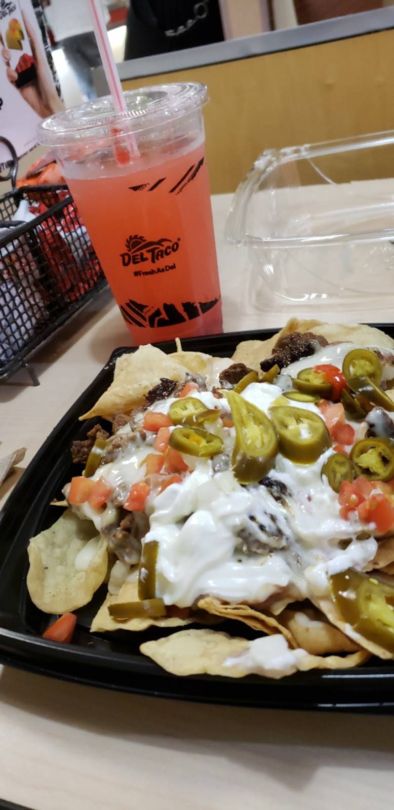 Del Taco | meal takeaway | 3150 Case Rd E, Perris, CA 92570, USA | 9519283675 OR +1 951-928-3675