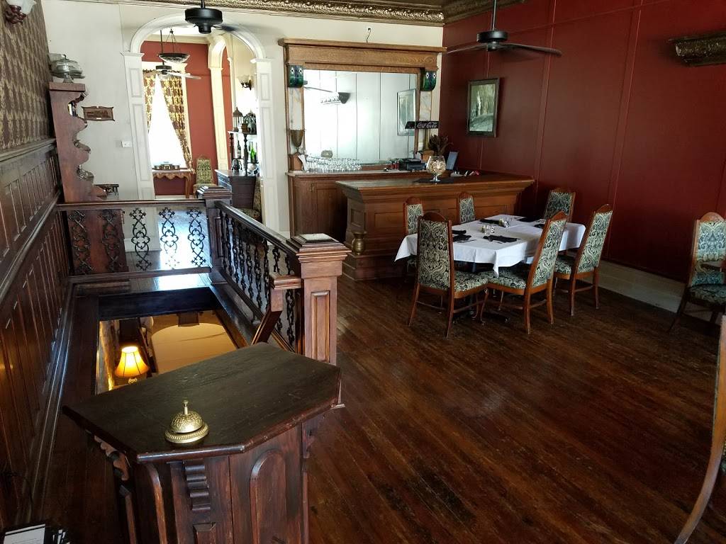 Iron Horse Restaurant | restaurant | 103 Main St, Blackwater, MO 65322, USA | 6608462011 OR +1 660-846-2011