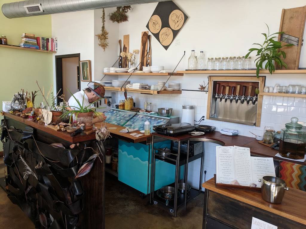 Confluence Kombucha | restaurant | 4507 Manchester Ave, St. Louis, MO 63110, USA | 3148333059 OR +1 314-833-3059