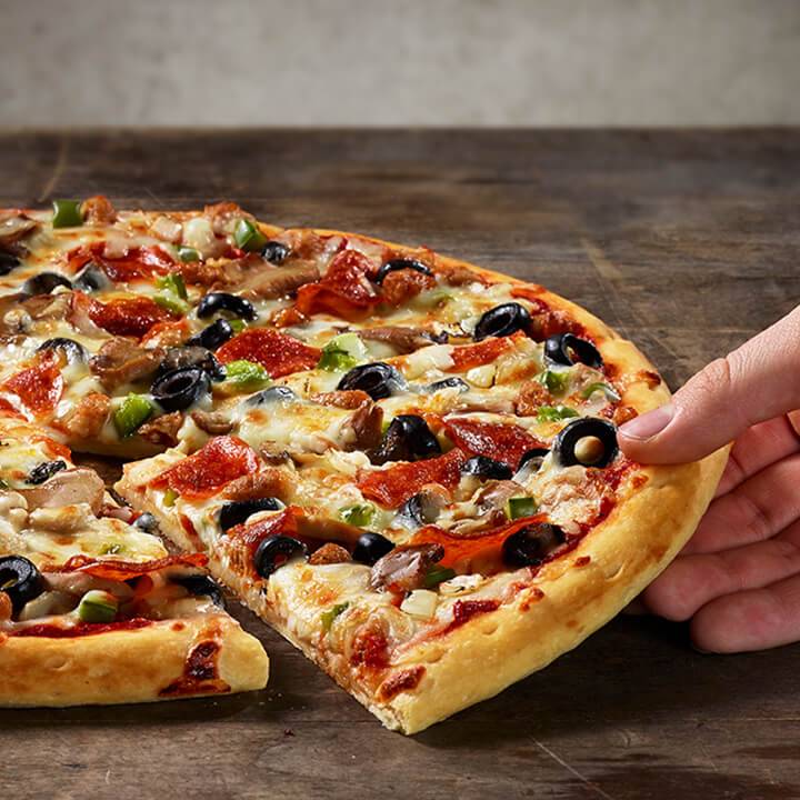Caseys | meal takeaway | 415 E 13th St, Crete, NE 68333, USA | 4028262555 OR +1 402-826-2555