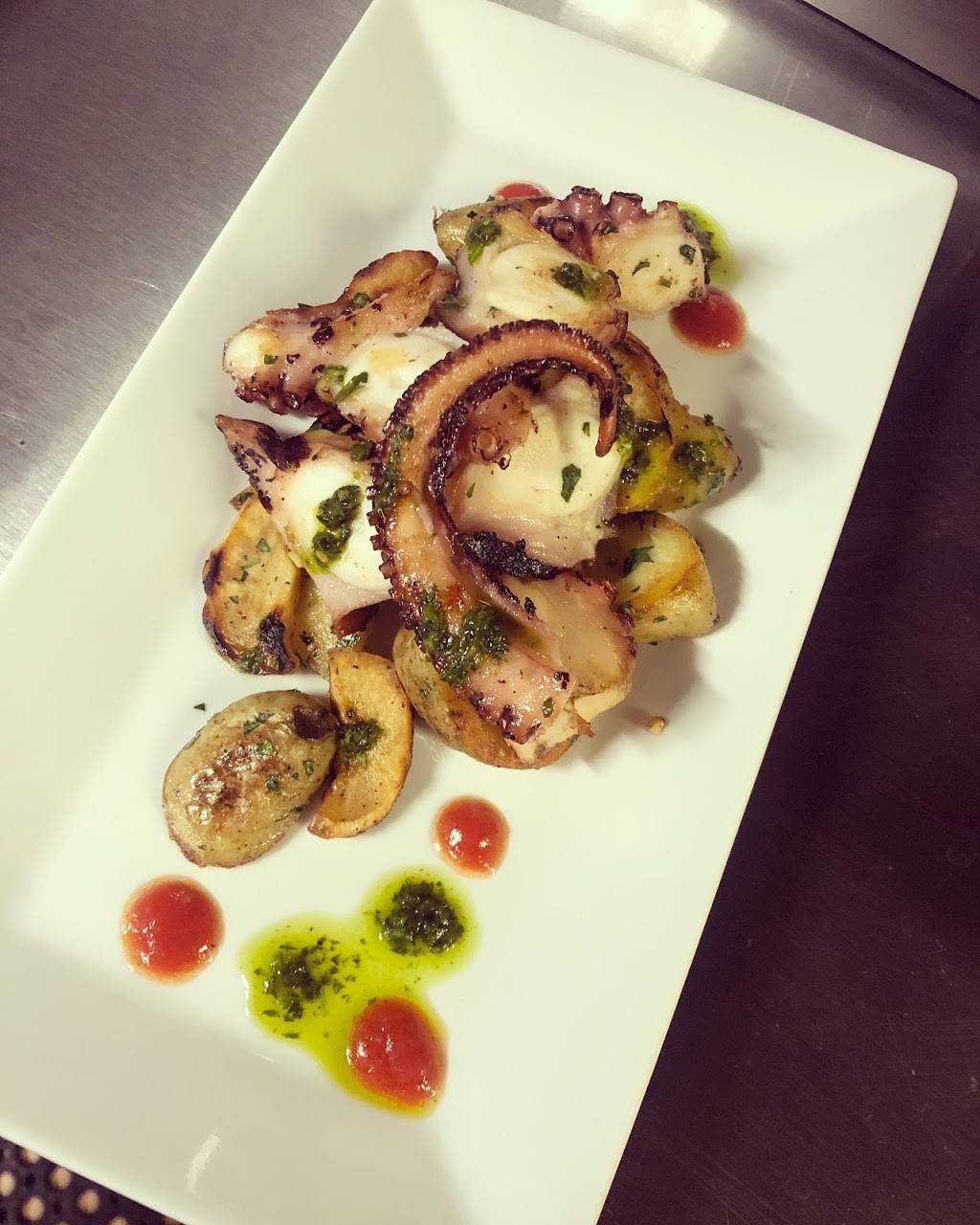 Capuli Restaurant | restaurant | 143 Post Rd E, Westport, CT 06880, USA | 2035579340 OR +1 203-557-9340