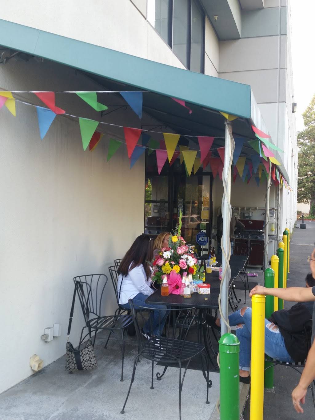 Sams Mediterranean Cafe & Deli | restaurant | 2000, 613 Martin Ave #111, Rohnert Park, CA 94928, USA | 7075840220 OR +1 707-584-0220