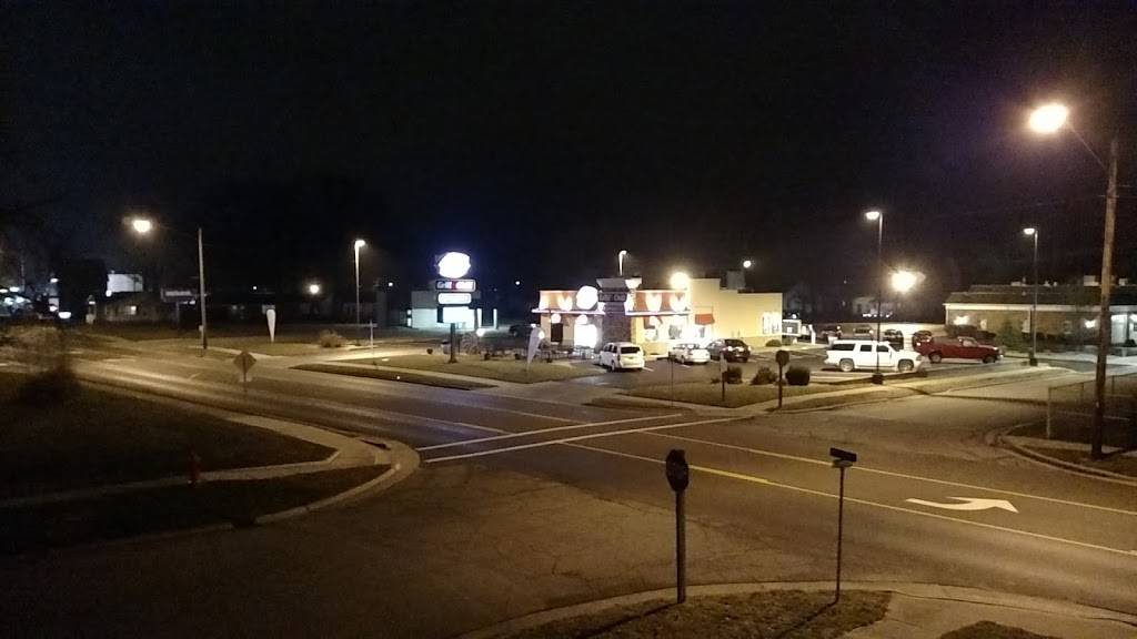 Dairy Queen Grill & Chill | restaurant | 910 12th St, Carlyle, IL 62231, USA | 6185944222 OR +1 618-594-4222