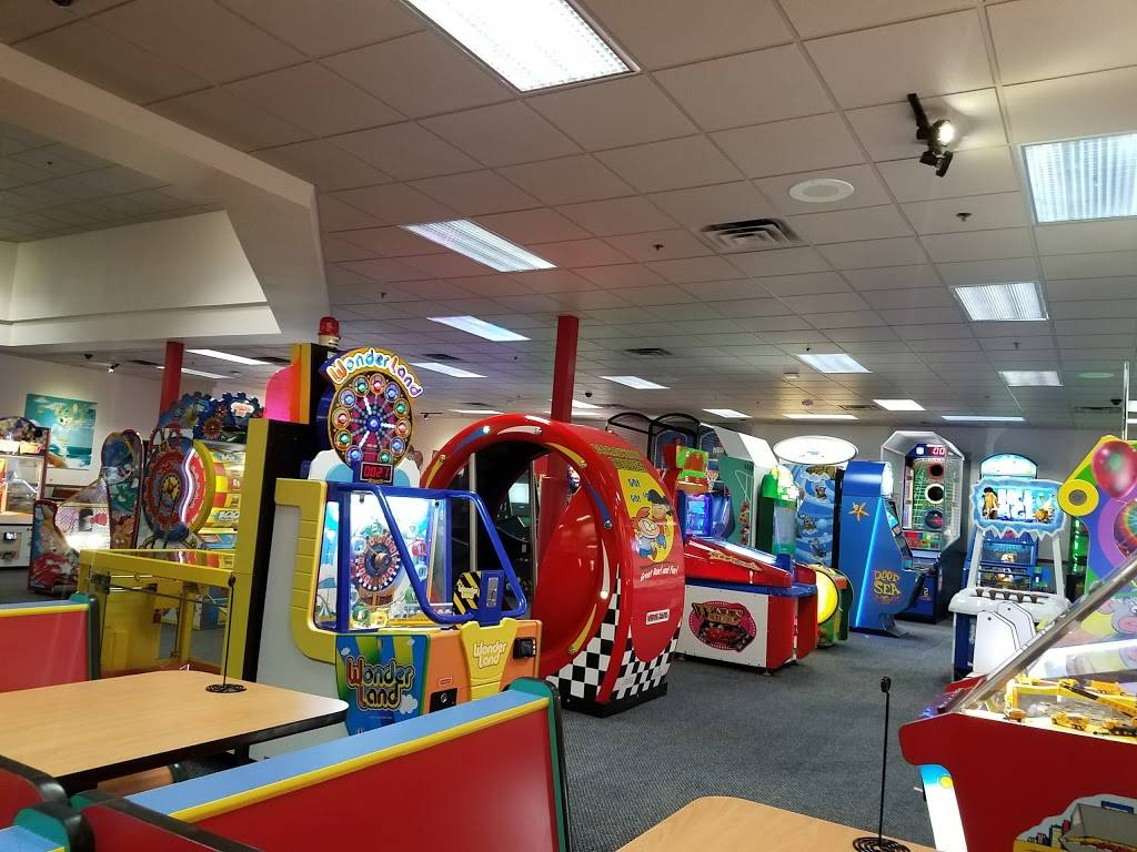 Chuck E. Cheese's - Restaurant | 1275 N Dupont Hwy, Dover, DE 19901, USA