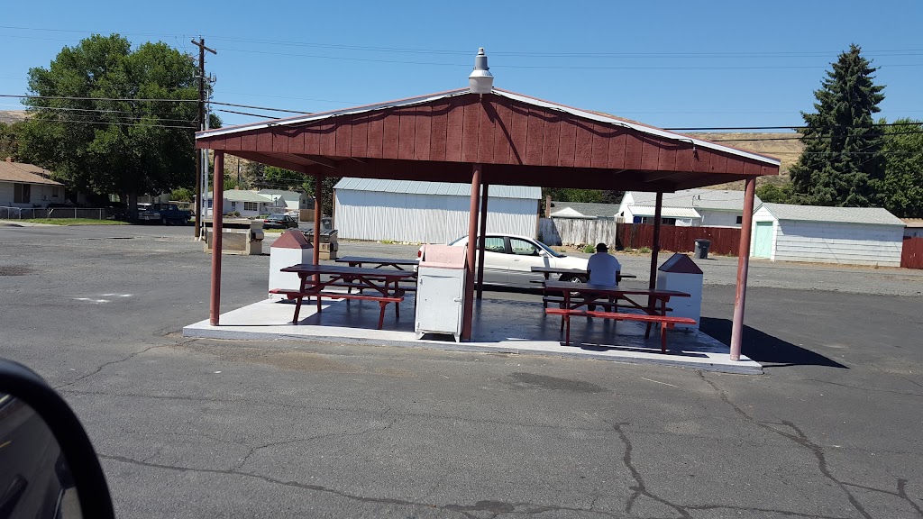 Dustys In-N-Out | restaurant | 1277 Basin St SW, Ephrata, WA 98823, USA | 5097544322 OR +1 509-754-4322