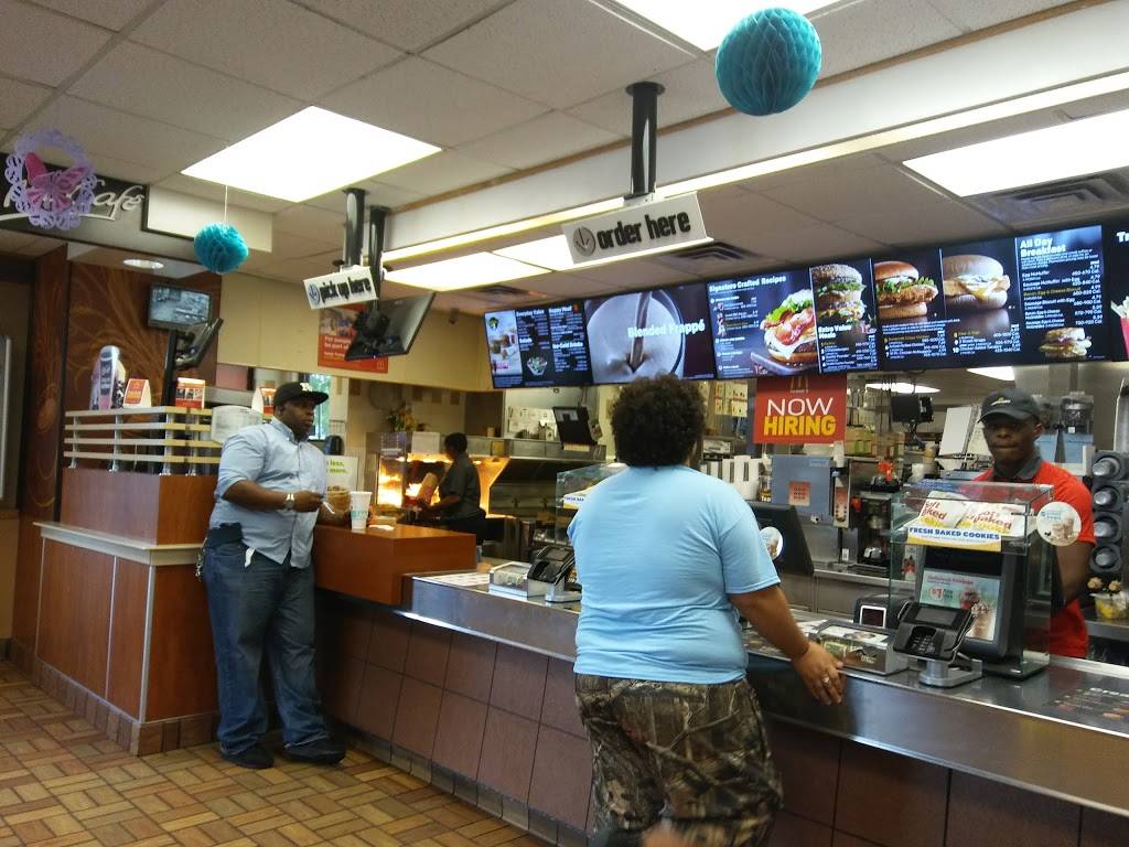 McDonalds | cafe | 229 Broadway, Long Branch, NJ 07740, USA | 7325711072 OR +1 732-571-1072