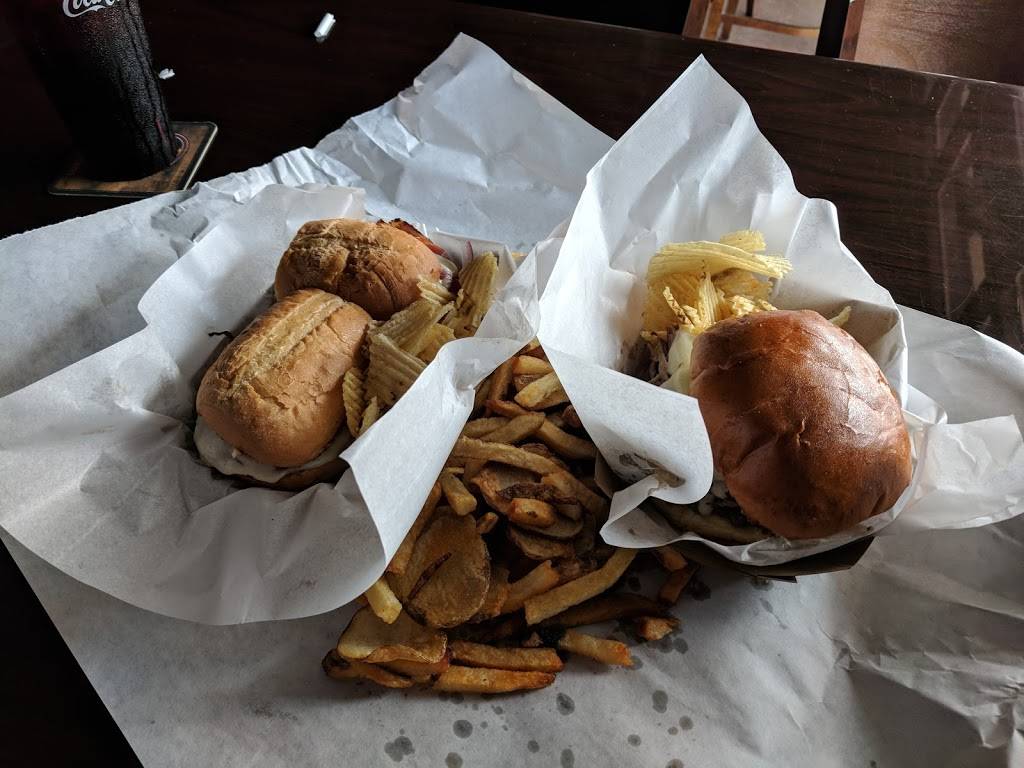 Fat Dans Carmel | restaurant | 840 W Main St, Carmel, IN 46032, USA | 3179933330 OR +1 317-993-3330