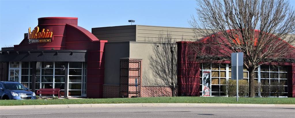 Red Robin Gourmet Burgers and Brews | restaurant | 2430 Humes Rd, Janesville, WI 53546, USA | 6083141344 OR +1 608-314-1344