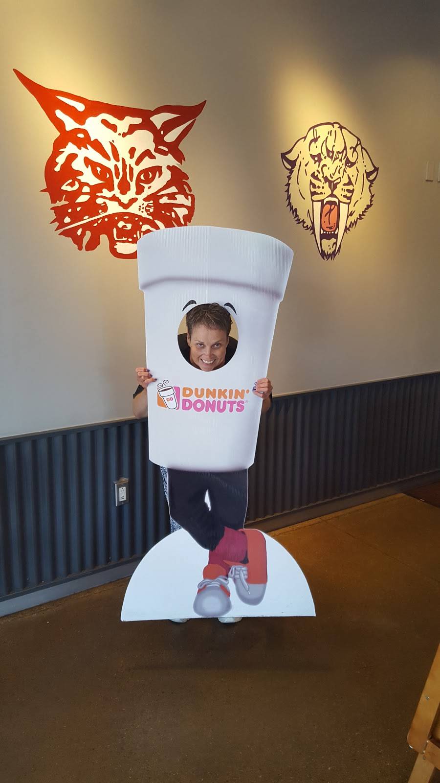 Dunkin | bakery | 300 S Water St, Kittanning, PA 16201, USA | 7245487393 OR +1 724-548-7393