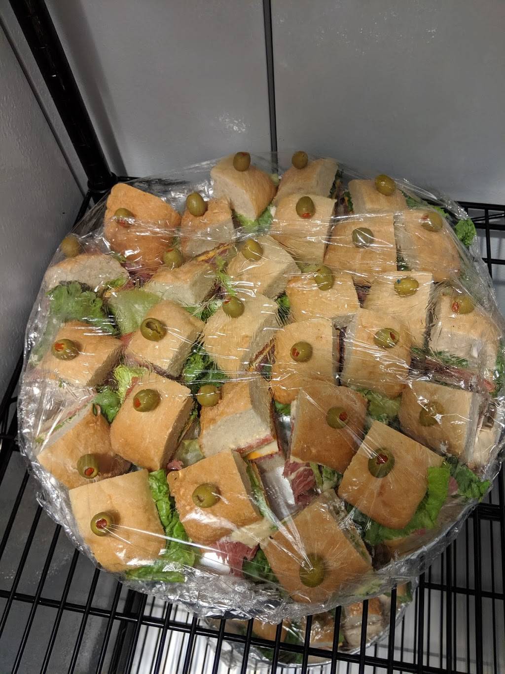 Sandusky Bell and Deli | restaurant | 122 E Water St, Sandusky, OH 44870, USA | 4195021060 OR +1 419-502-1060