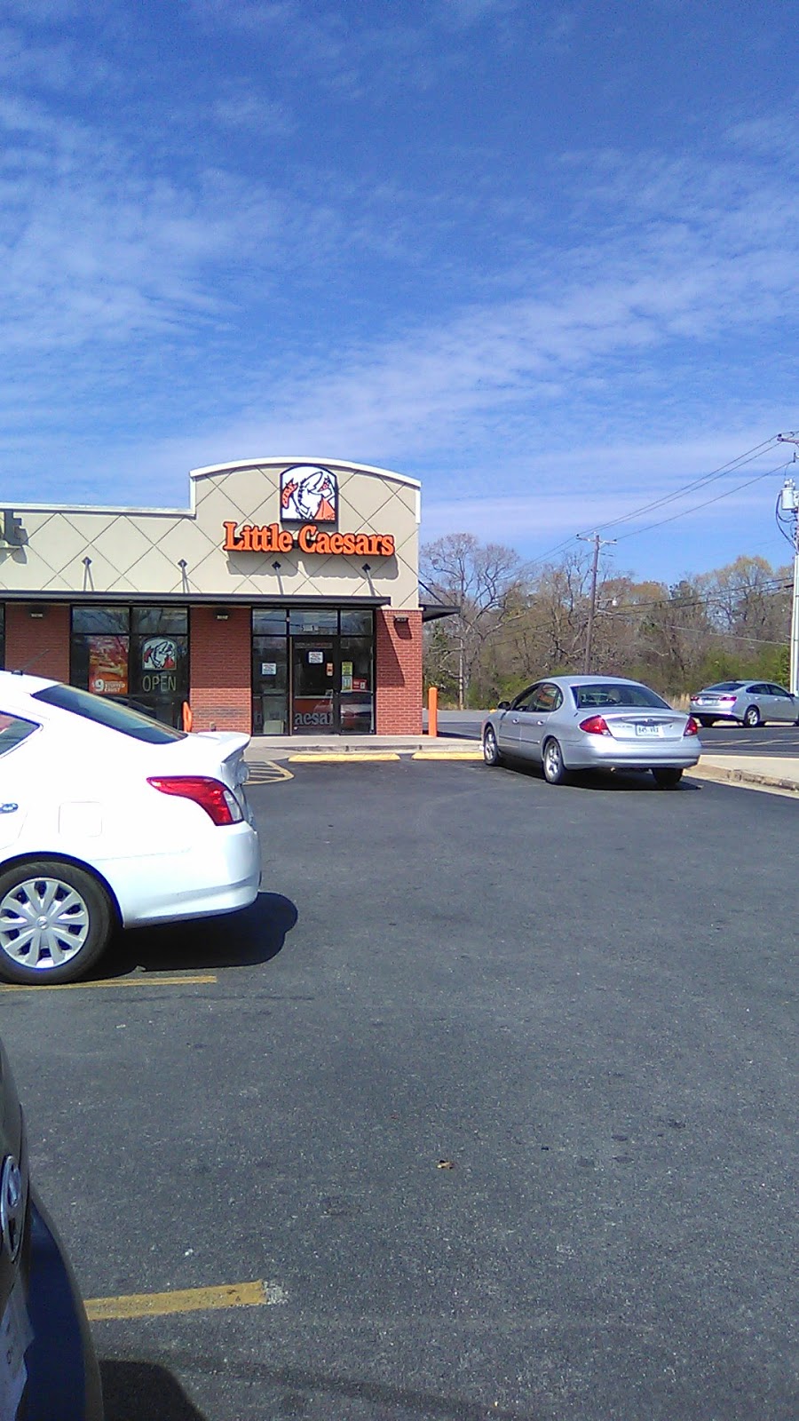 Little Caesars Pizza | meal delivery | 5801 Dollarway Rd Ste B, Pine Bluff, AR 71602, USA | 8702474444 OR +1 870-247-4444