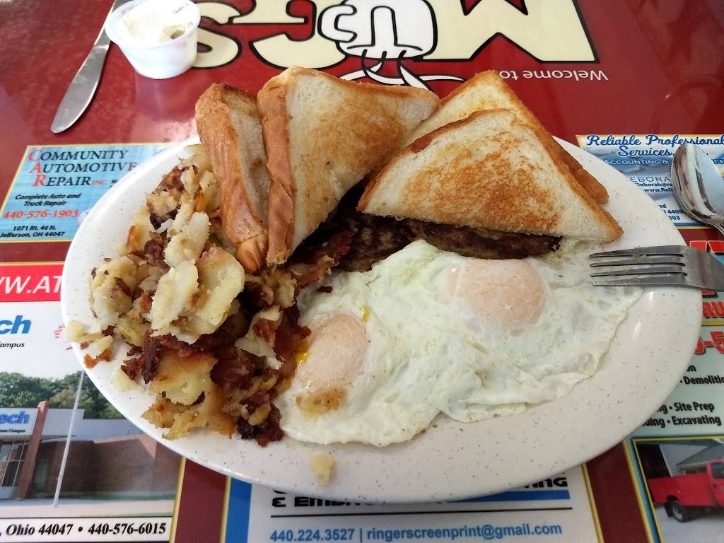 Mugs Restaurant | restaurant | 18 S Chestnut St, Jefferson, OH 44047, USA | 4405767743 OR +1 440-576-7743