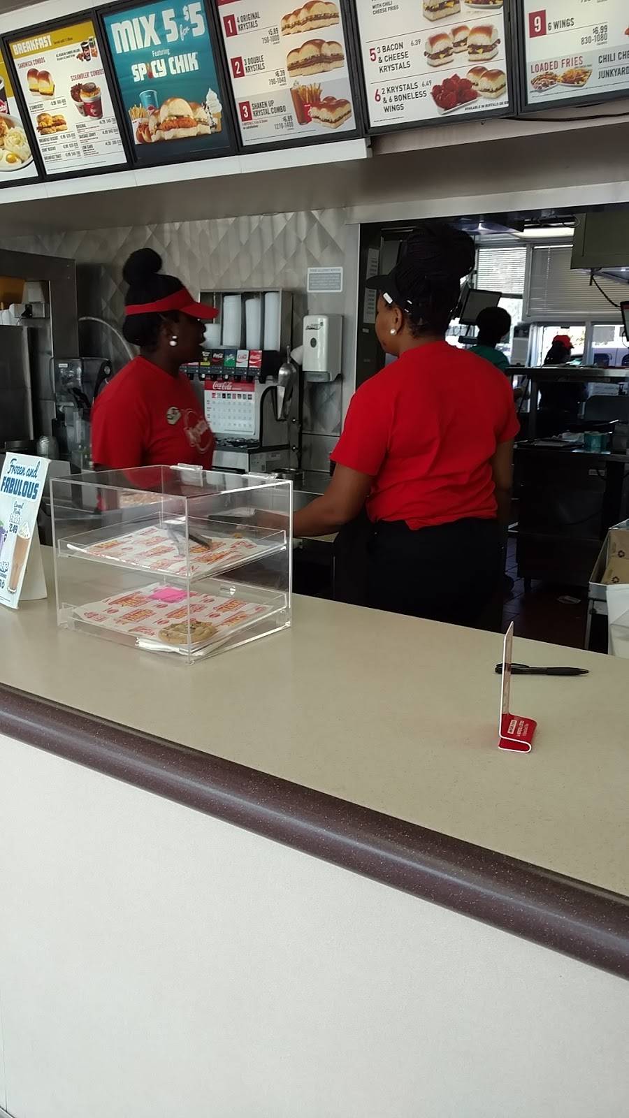 Krystal | meal takeaway | 819 W 2nd St, Tifton, GA 31794, USA | 2293828009 OR +1 229-382-8009