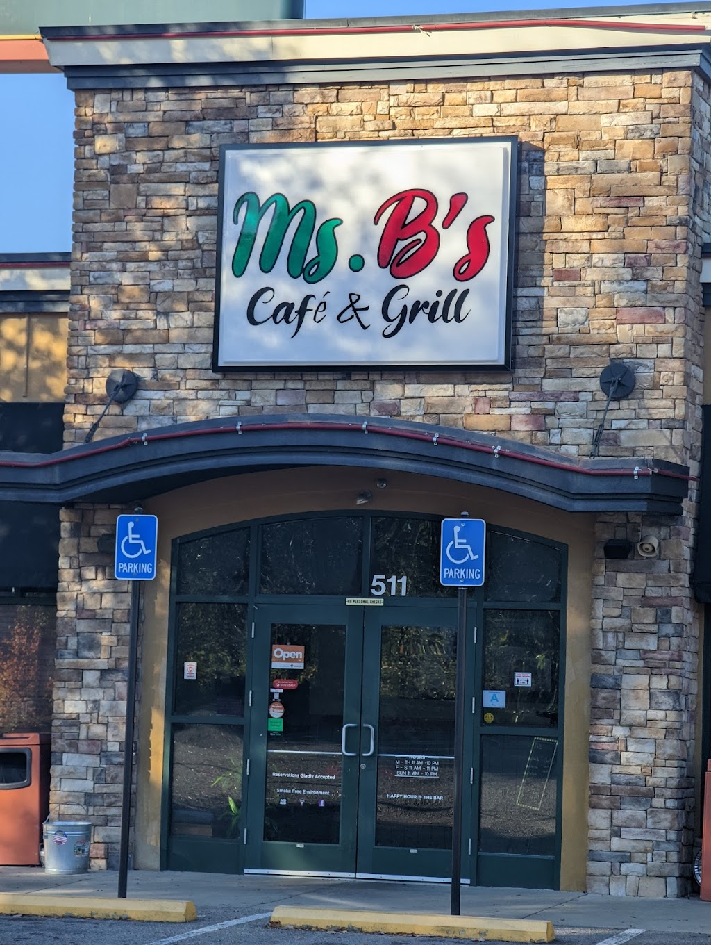 Ms B's Cafe & Grill