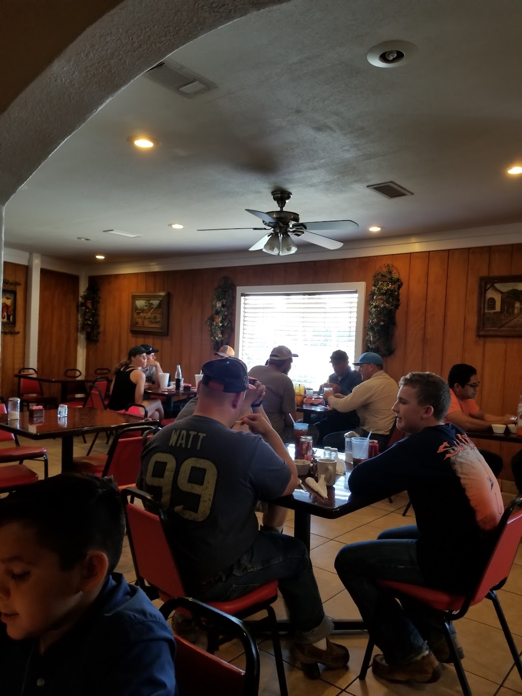 El Valle Mexican Cafe | cafe | 11942 Hwy 6, Santa Fe, TX 77510, USA | 4099255785 OR +1 409-925-5785