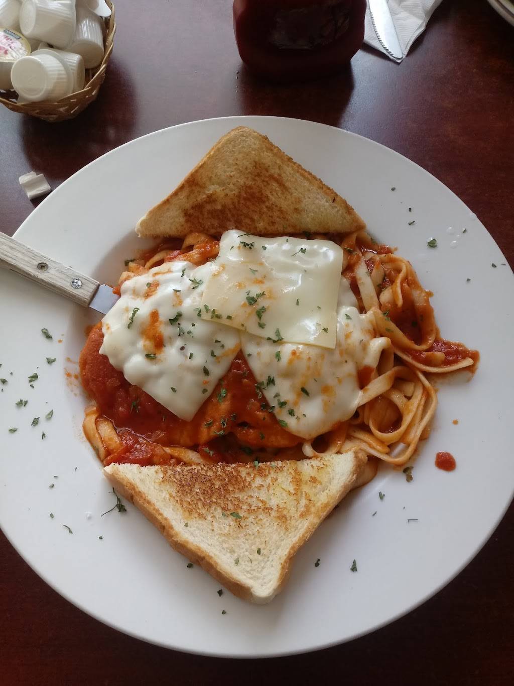 Main Street Diner | restaurant | 203 Main St, Boonville, MO 65233, USA | 6608823590 OR +1 660-882-3590
