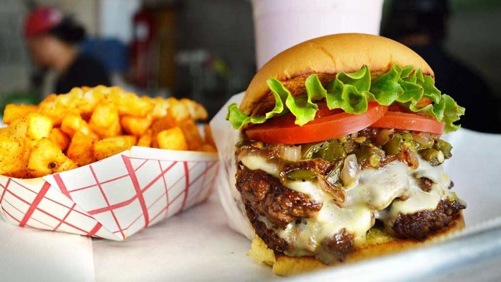 Milk Burger | restaurant | 148 Bruckner Blvd, Bronx, NY 10454, USA | 2123601988 OR +1 212-360-1988