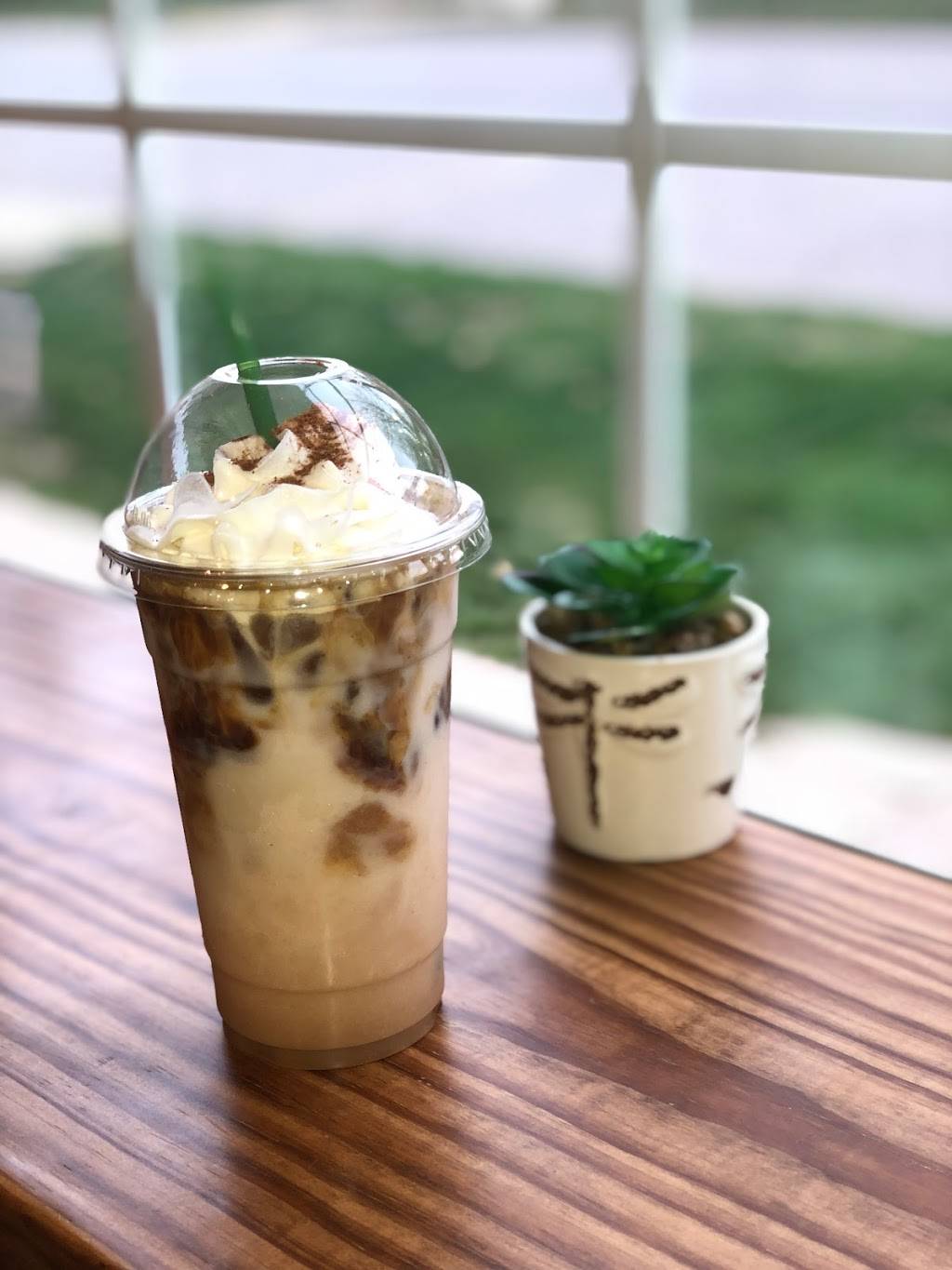 The Kooky Kokonut | cafe | 205 W Main St, Vevay, IN 47043, USA | 8124270280 OR +1 812-427-0280