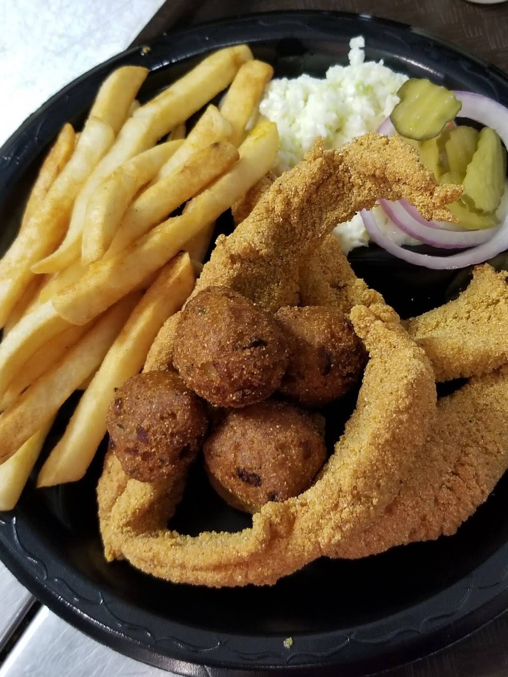 Express Chicken & Fish | restaurant | 3163 US-431, Roanoke, AL 36274, USA | 3348632133 OR +1 334-863-2133