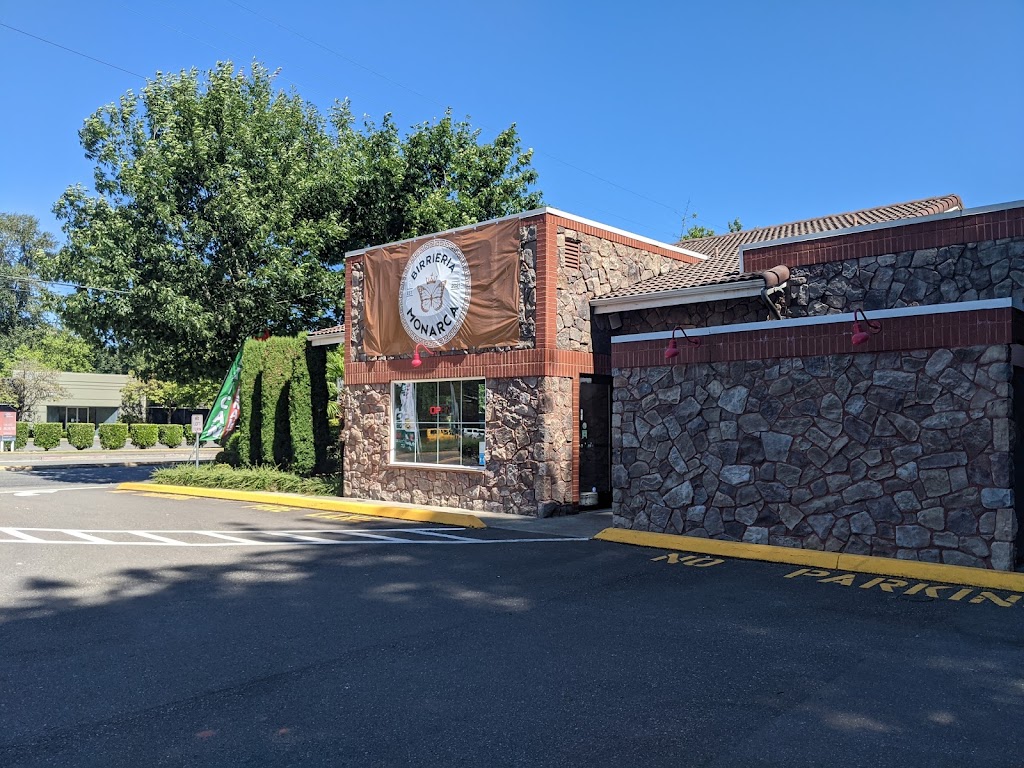 Birrieria Grumpys | restaurant | 14201 Interurban Ave S, Tukwila, WA 98168, USA | 2064207496 OR +1 206-420-7496