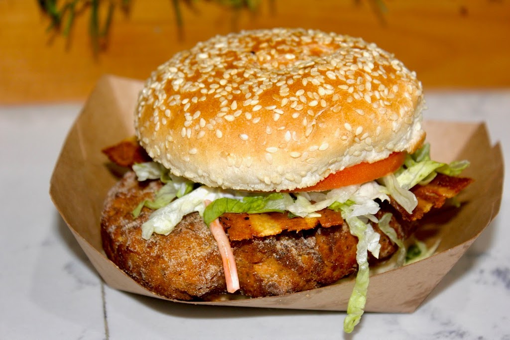 Martys V Burger | meal delivery | 134 E 27th St, New York, NY 10016, USA | 6464846325 OR +1 646-484-6325