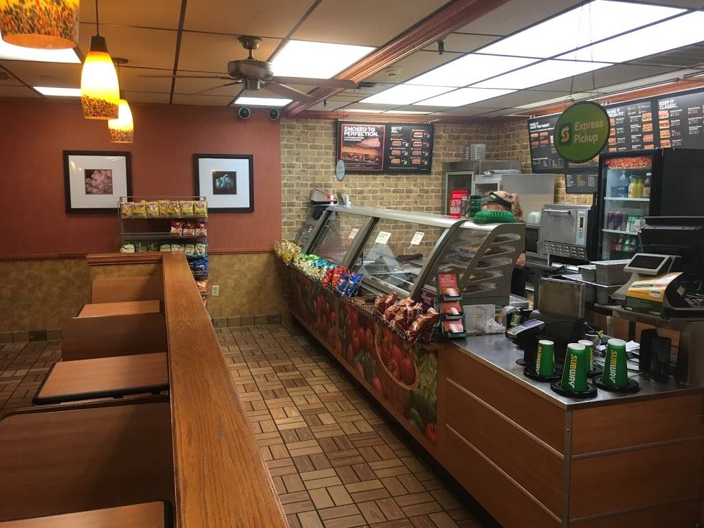Subway | restaurant | 8901 Jenny Lind Rd #5B, Fort Smith, AR 72903, USA | 4796481136 OR +1 479-648-1136