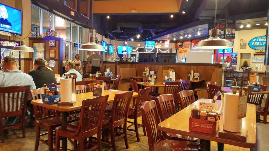 Famous Dave's Bar-B-Que | 9924 Gulf Coast Main St #130, Fort Myers, FL ...