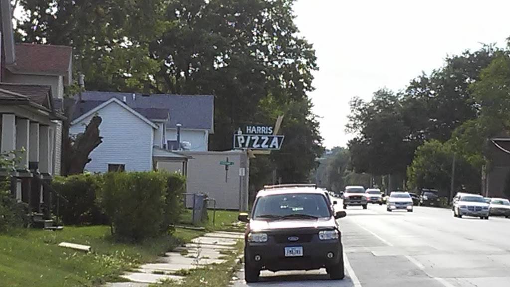 Harris Pizza | restaurant | 1601 W 3rd St, Davenport, IA 52802, USA | 5633263551 OR +1 563-326-3551