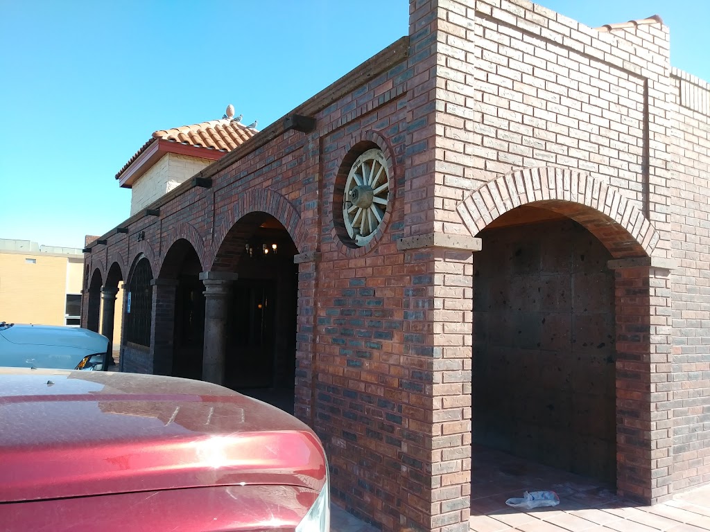 Los Novillos | restaurant | 202 W Hobbs St, Roswell, NM 88203, USA | 5756228479 OR +1 575-622-8479