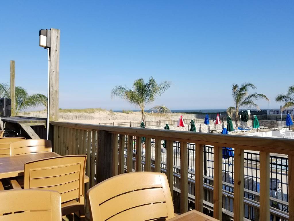 Ocean Pines Beach Club - Restaurant | 49th St, Ocean City, MD 21842, USA