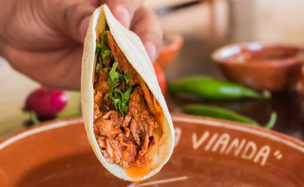 Tacos de Guisado La Vianda | restaurant | Carretera Federal 3 Km.102, El Sauzal, 22760 El Sauzal, B.C., Mexico | 016461746716 OR +52 646 174 6716