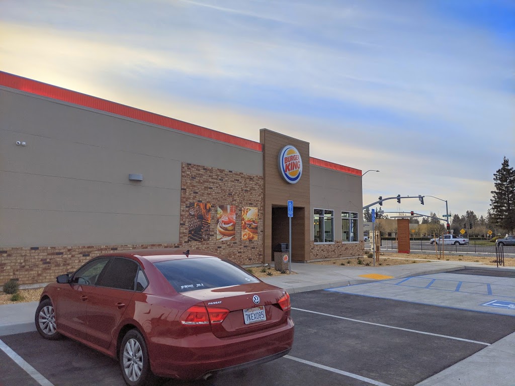 Burger King NE Herndon Blythe, Fresno, CA 93722, USA