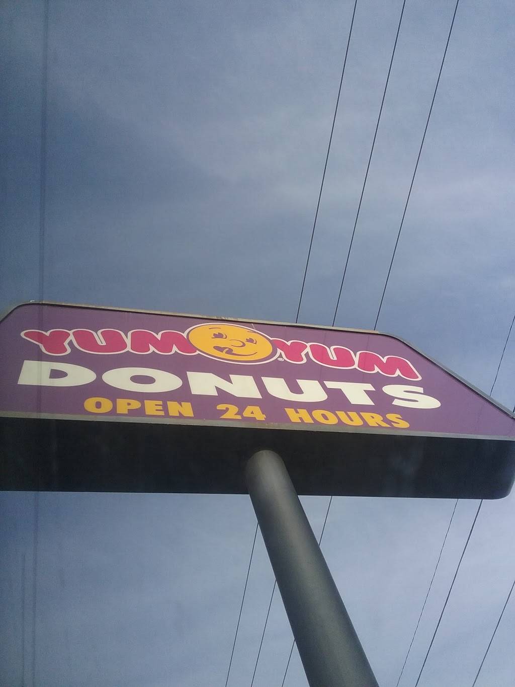 Yum Yum Donuts | cafe | 429 N Vincent Ave, Covina, CA 91722, USA | 6269620110 OR +1 626-962-0110