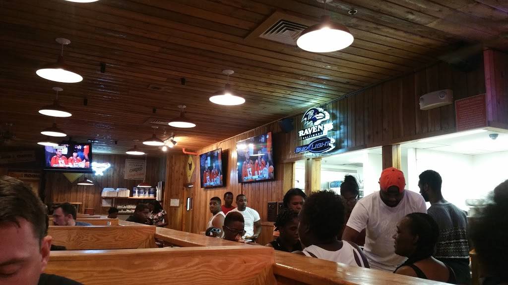 Hooters | 1630 E Joppa Rd, Towson, MD 21286, USA