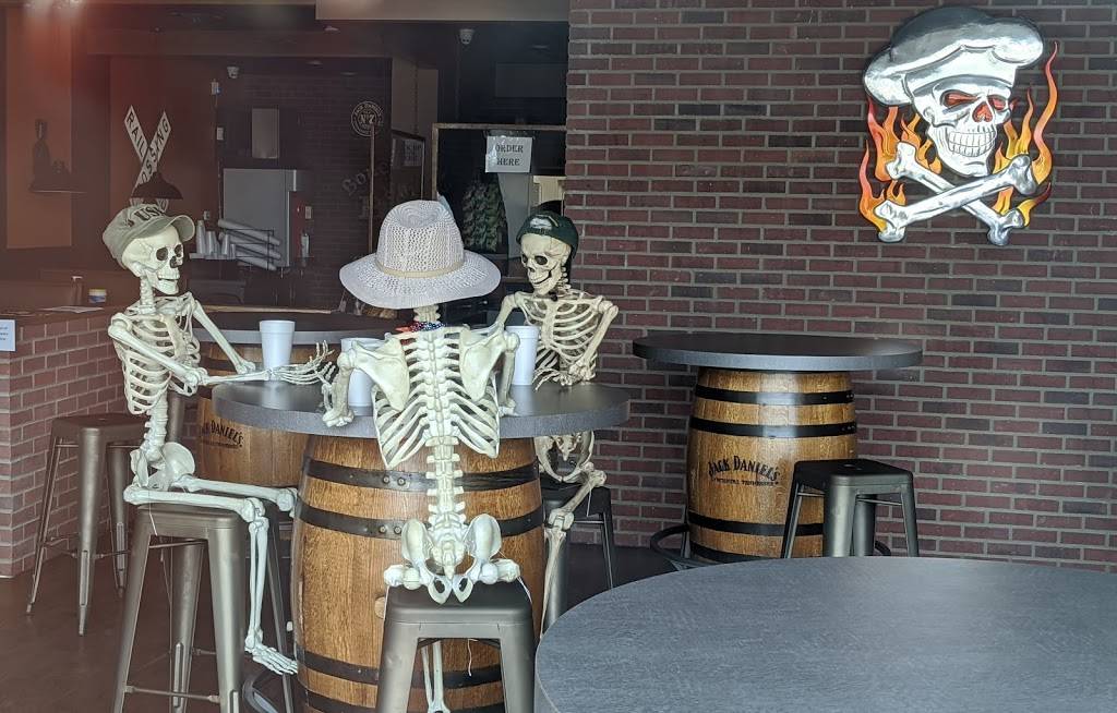 Bone Heads BBQ Saline | restaurant | 1333 E Michigan Ave, Saline, MI 48176, USA | 7344706175 OR +1 734-470-6175