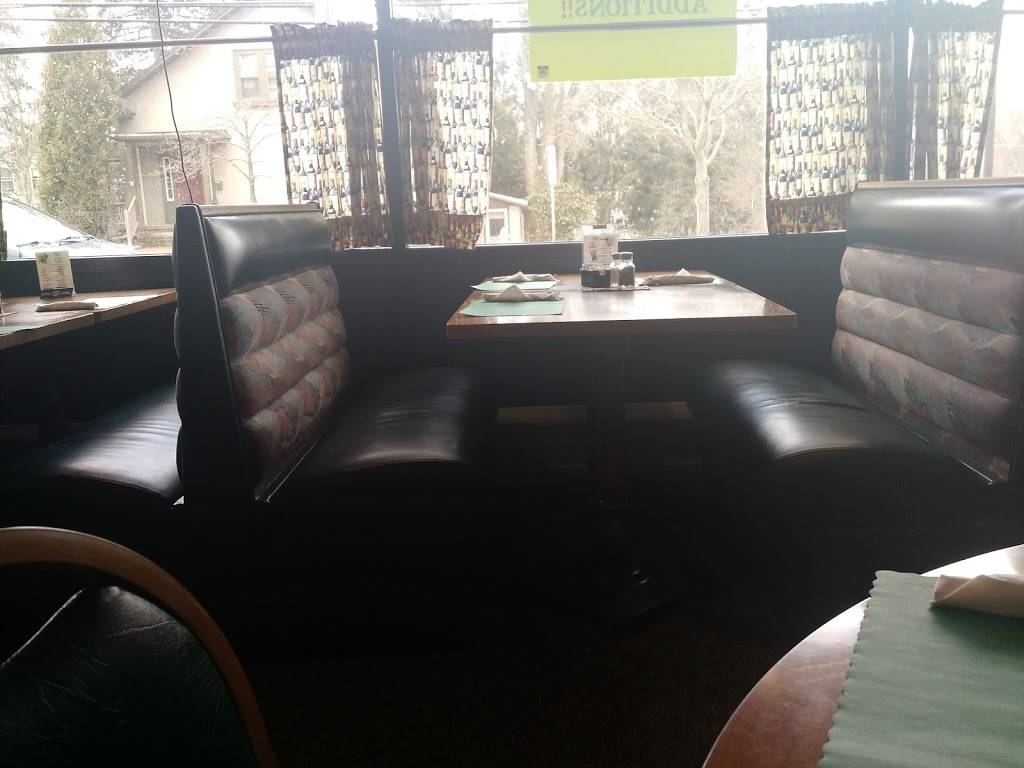 Ebs Eatery | restaurant | 3 E Main St, Allegany, NY 14706, USA | 7163723499 OR +1 716-372-3499